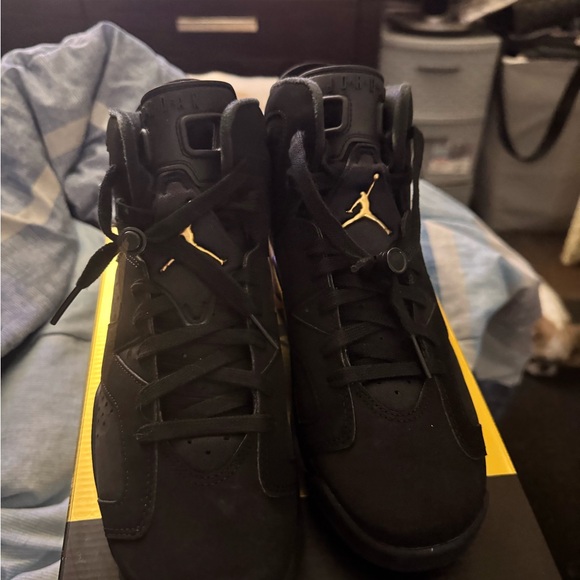 Retro Jordan 8 - Picture 1 of 4